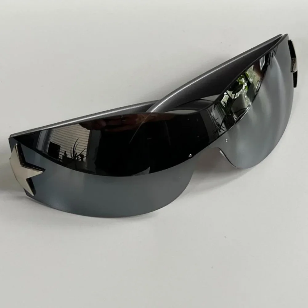 Y2K 2000s vintage style silver gray frameless star women's sunglasses